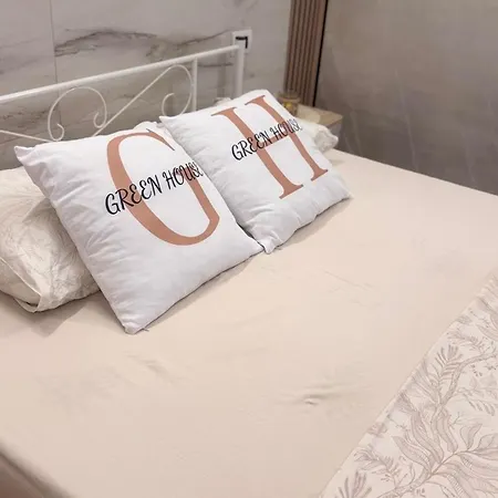 House Апартаменты Неаполь